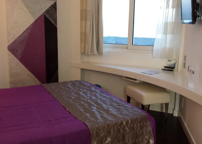 Exclusive מלון 4*